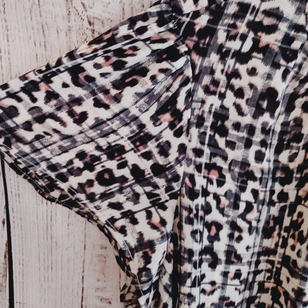 Torrid | Abstract Leopard-Print Keyhole-Neck Flut… - image 5